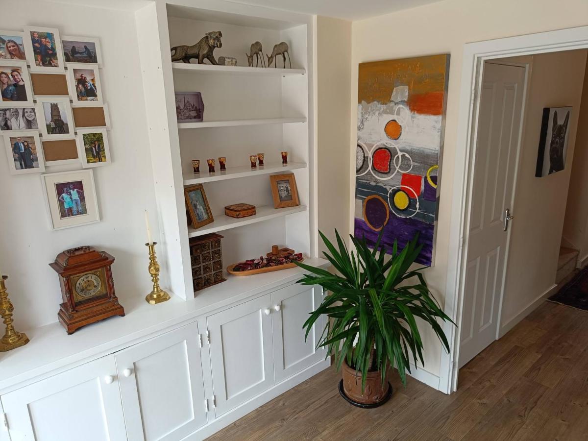 3 Bedroom Townhouse Near Bicester Village エクステリア 写真