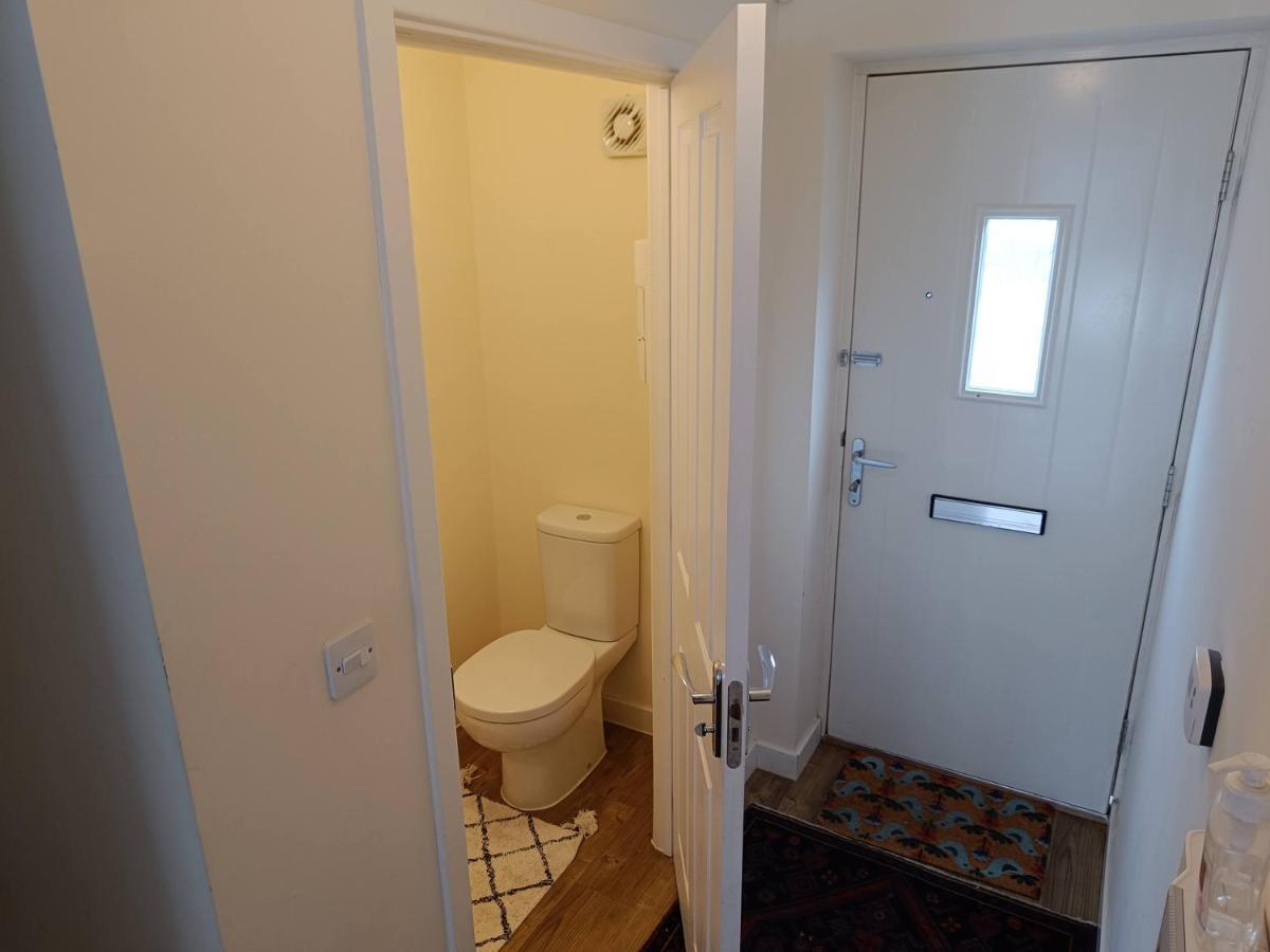 3 Bedroom Townhouse Near Bicester Village エクステリア 写真
